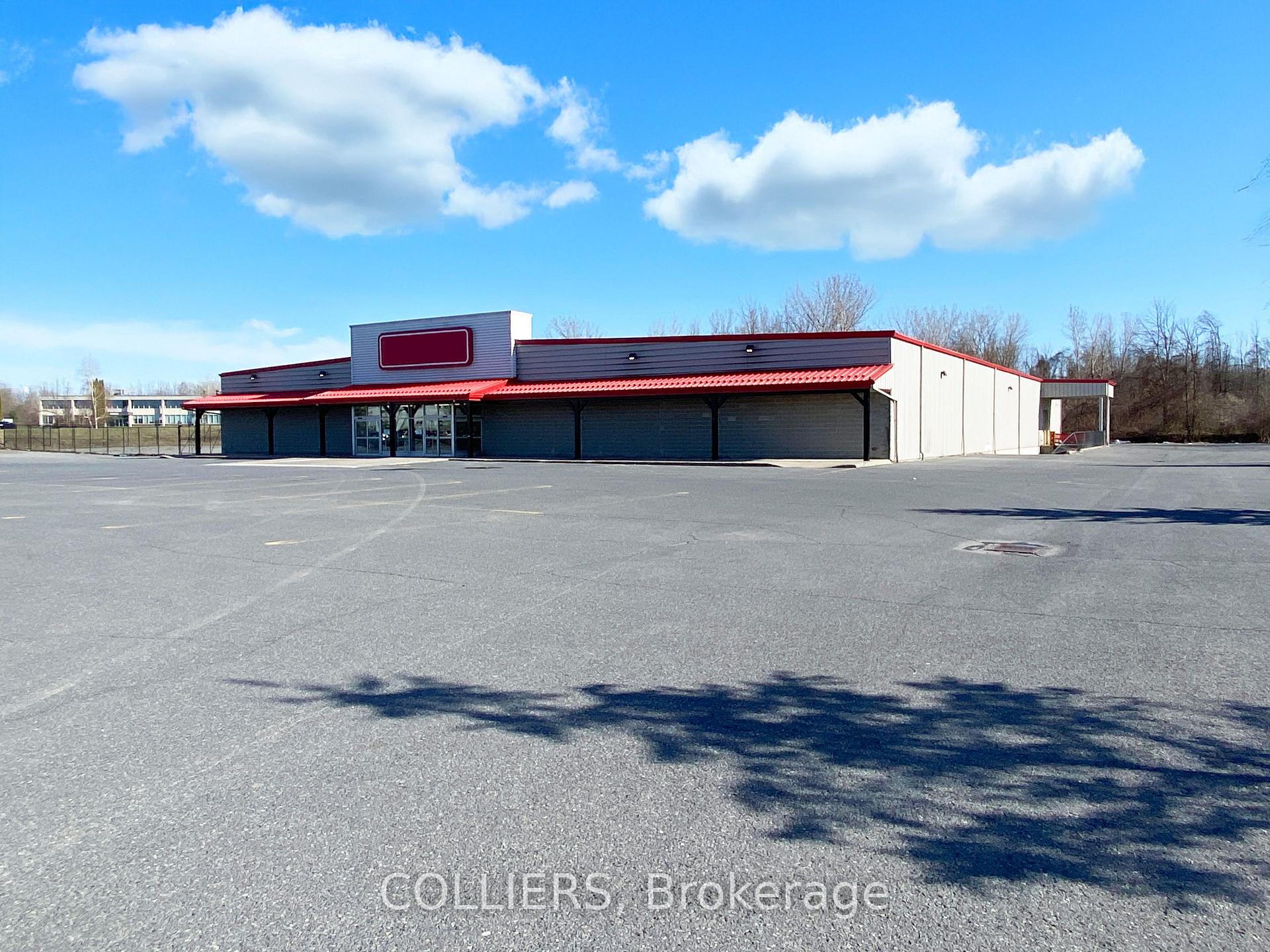 1850 Vincent Massey Drive, Cornwall, ON K6H 5R6