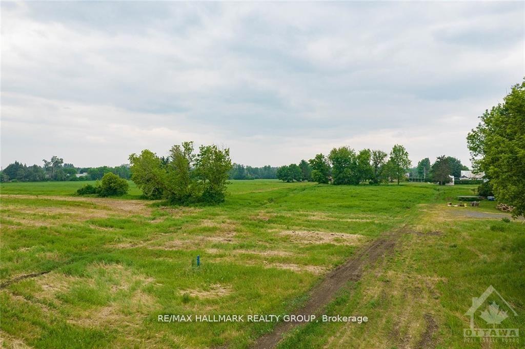 3748 CHAMPLAIN Street 4, Clarence-Rockland, ON K0A 1E0