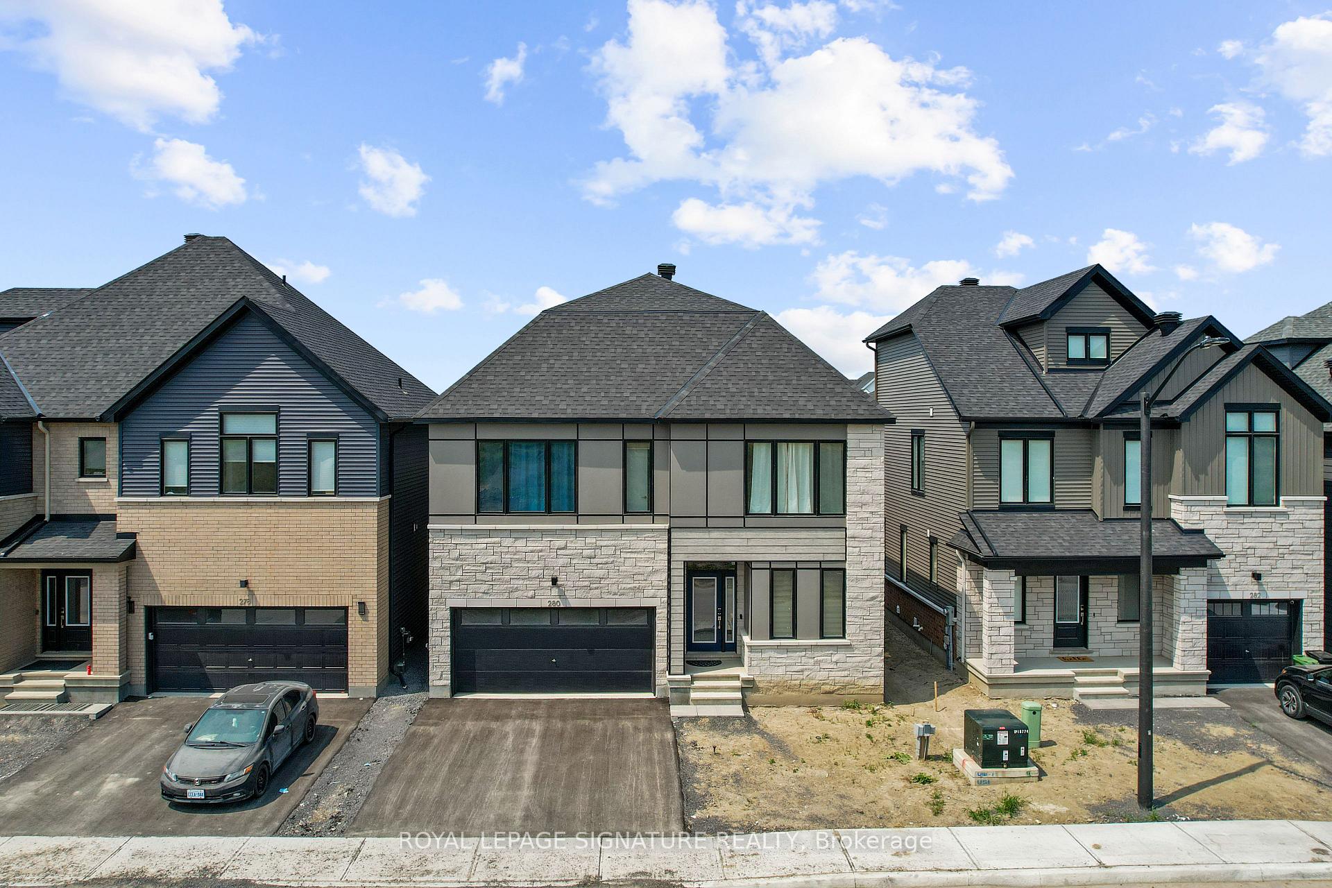280 Sapling Grove S, Barrhaven, ON K2J 7L9