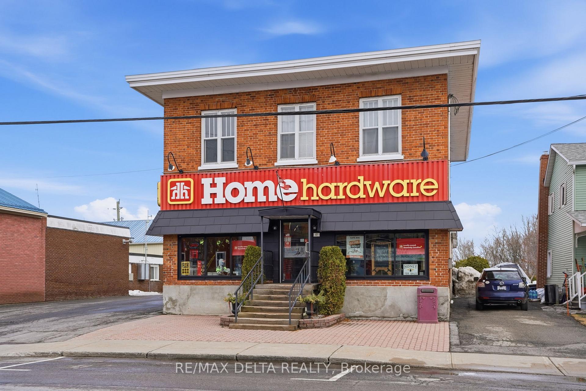 17 Main Street E, Champlain, ON K0B 1R0