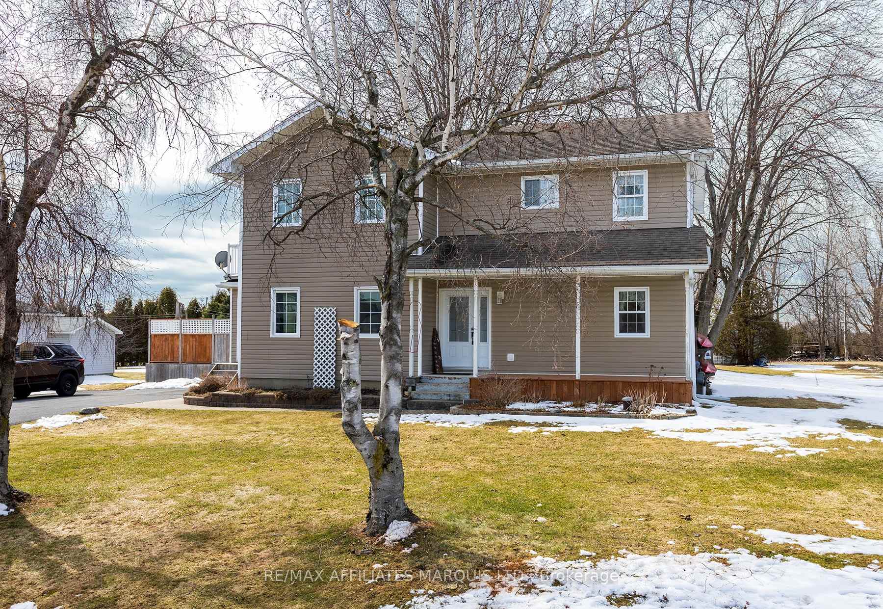 10 Coyle Drive, South Dundas, ON K0C 1X0