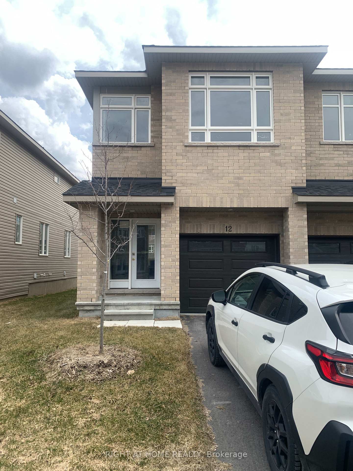 12 Wylie Way, Carleton Place, ON K7C 0C4