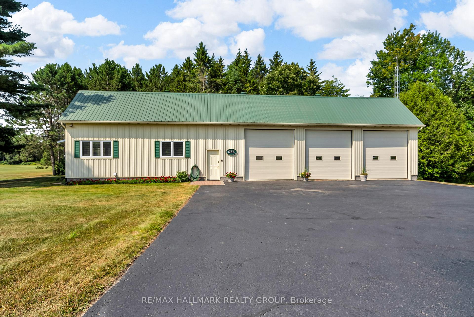 656 Ch Station Road, Alfred and Plantagenet, ON K0B 1A0