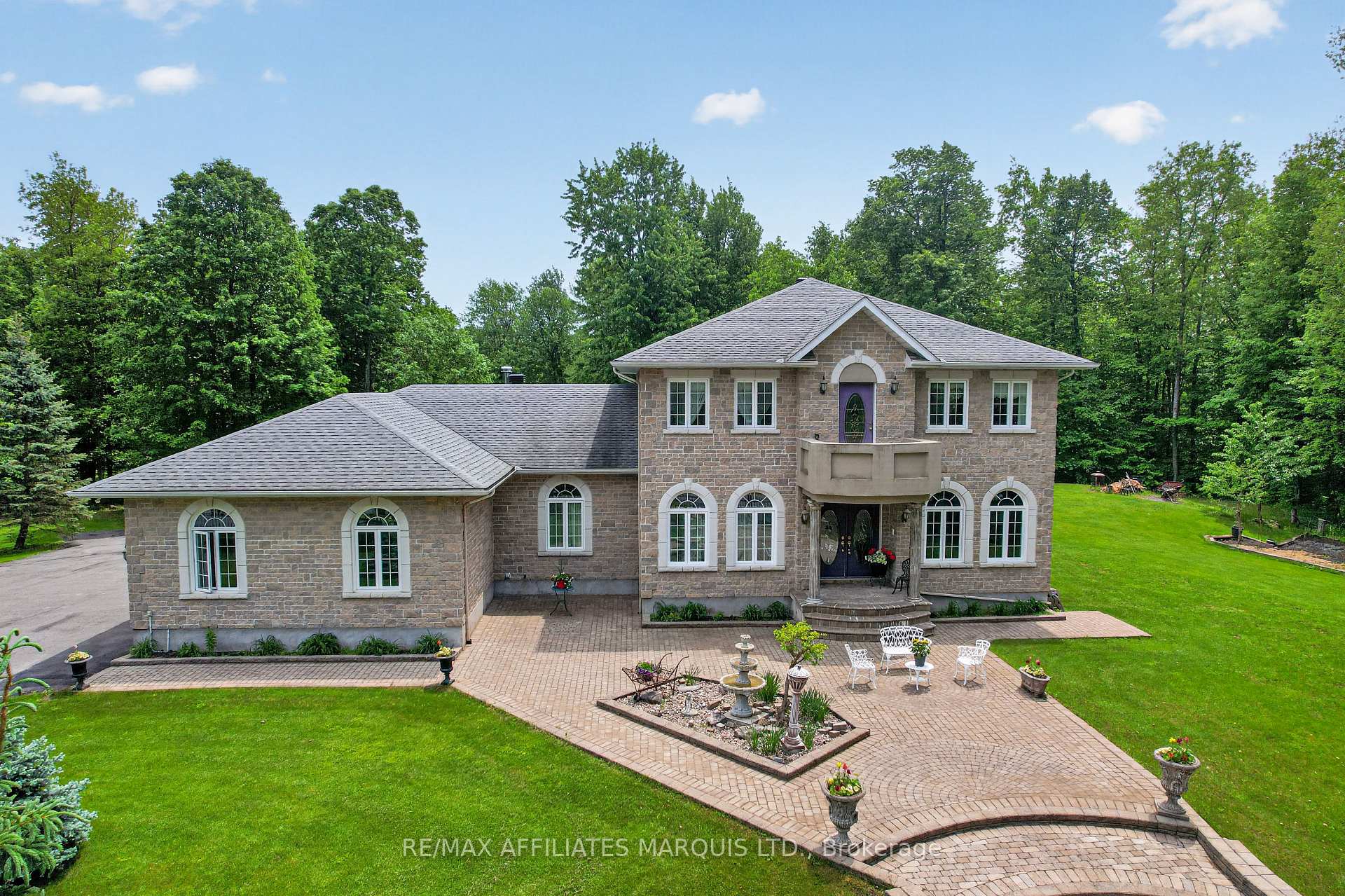 16935 Beaver Dam Drive, South Stormont, ON K0C 1P0