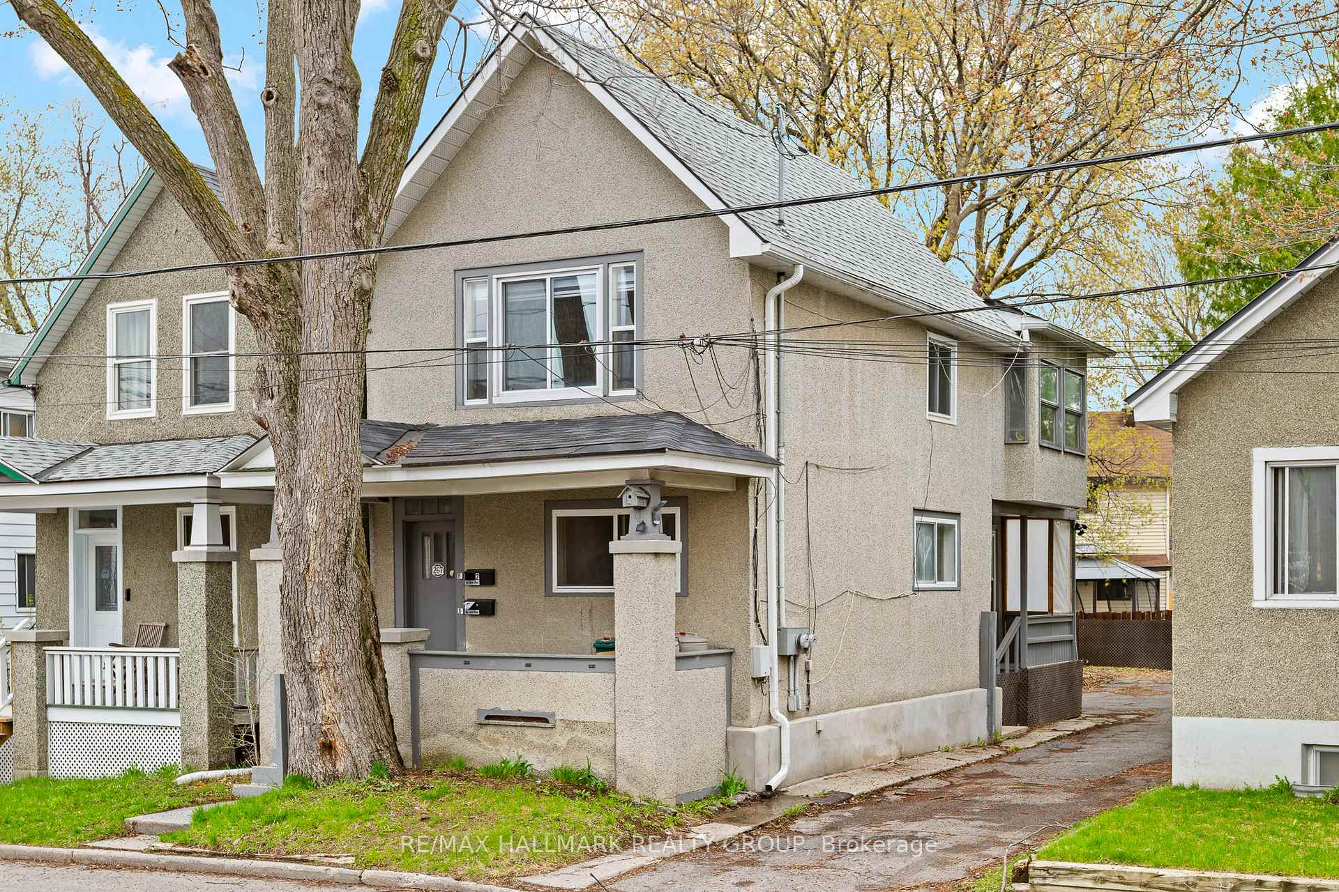 267 PARK Street, Vanier and Kingsview Park, ON K1L 7G9