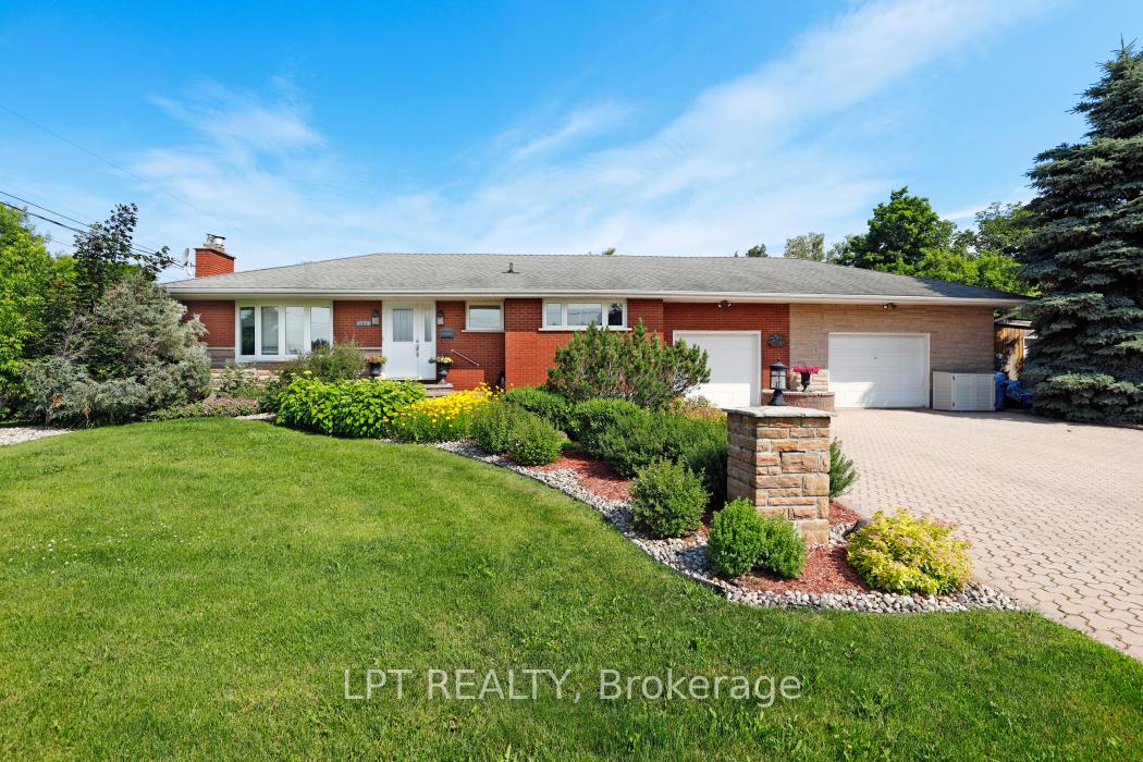 1773 St Barbara Street, Blossom Park - Airport and Area, ON K1T 1M3
