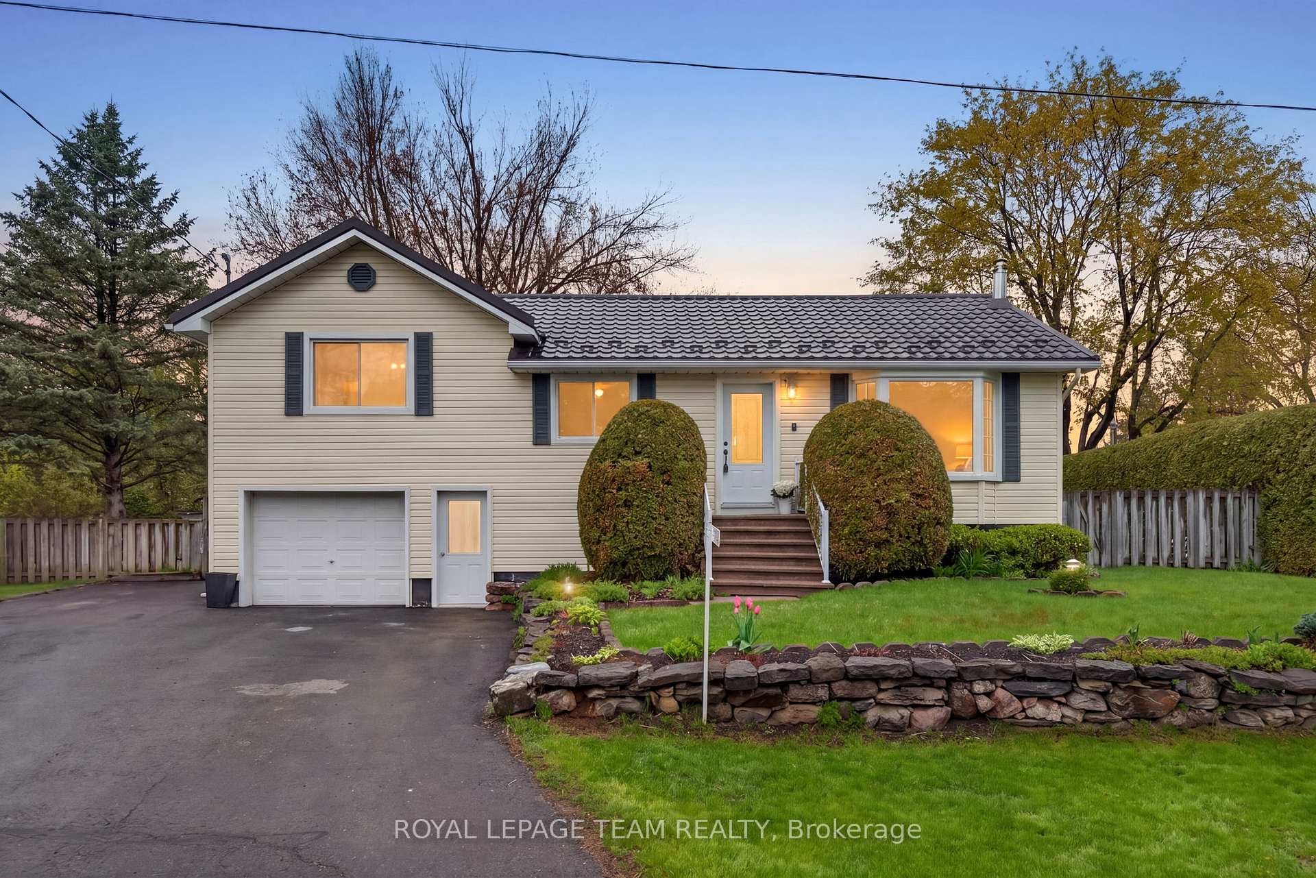 1509 Mayrene Crescent, Greely - Metcalfe - Osgoode - Vernon and Area, ON K4P 1B2