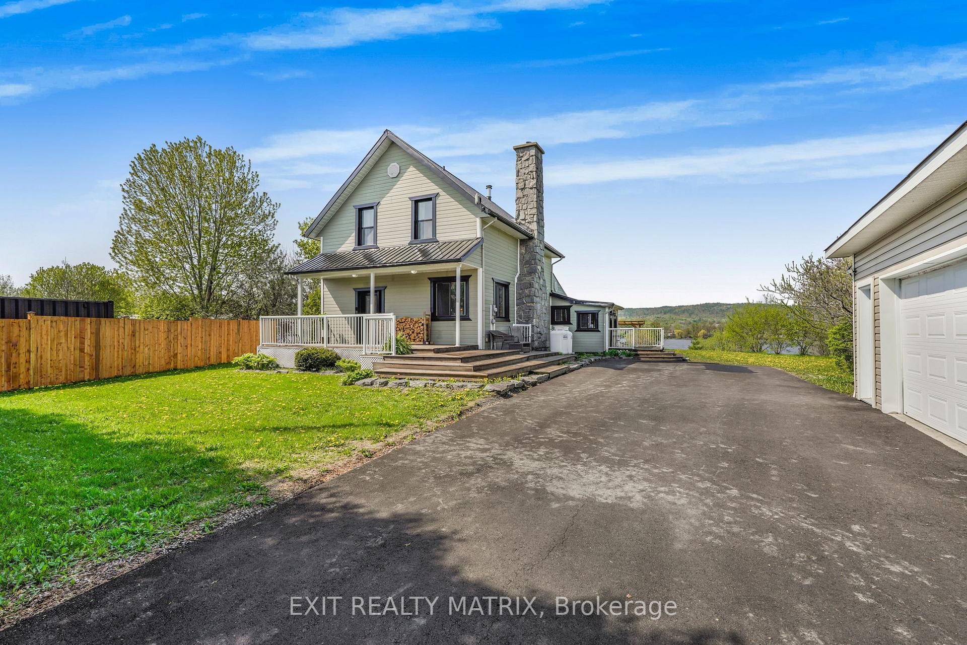 1871 Lajoie Street, Alfred and Plantagenet, ON K0B 1J0