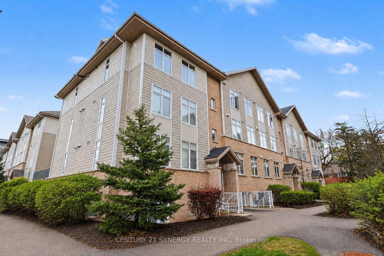 318 Everest Private D, Elmvale Acres and Area, ON K1G 4E3