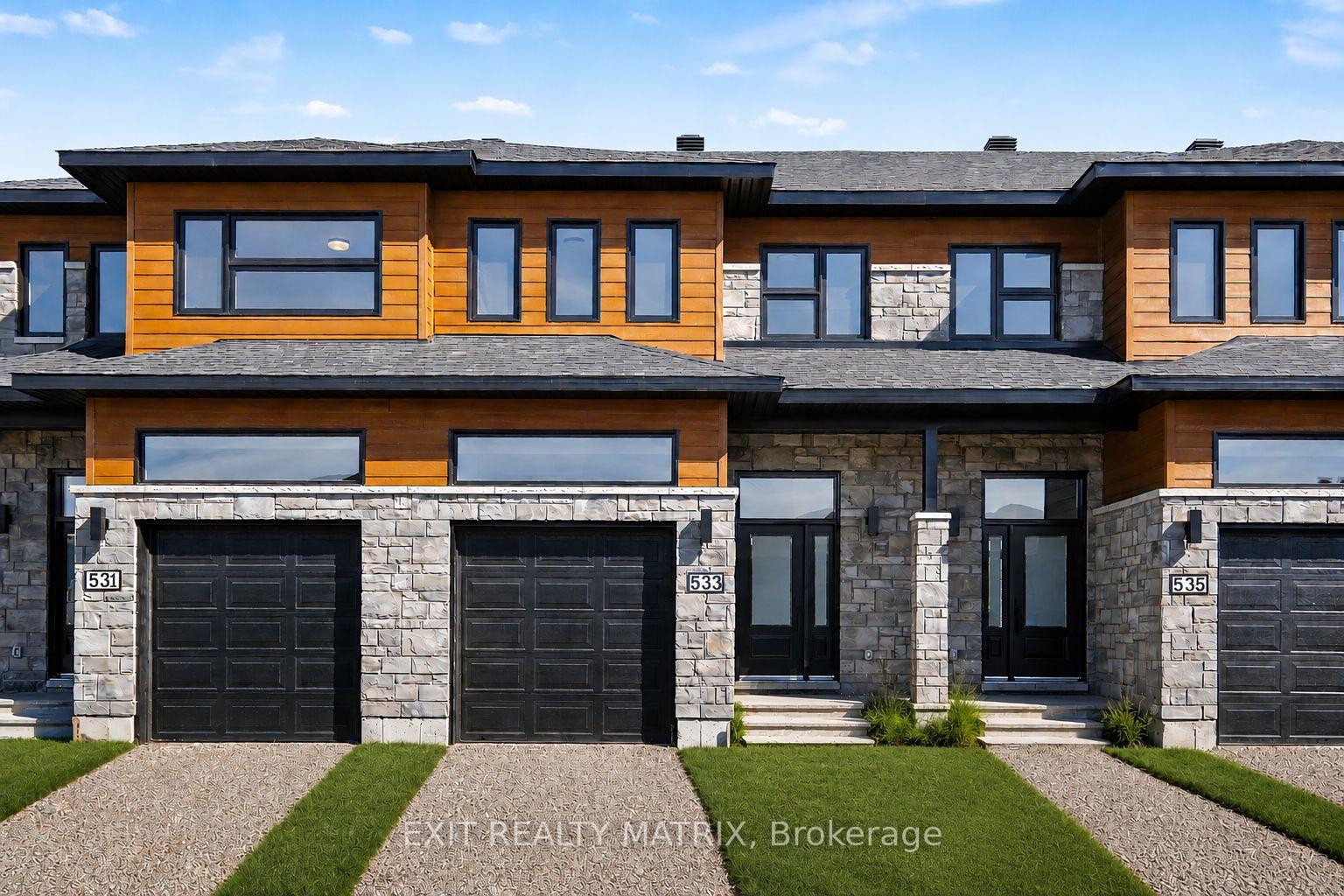 533 Regina Street, Russell, ON K0A 1W0