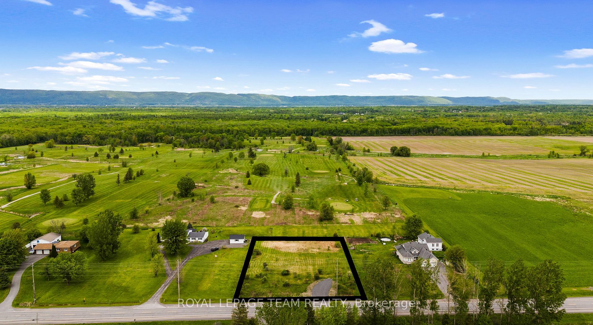0 Dunrobin Road, Constance Bay - Dunrobin - Kilmaurs - Woodlawn, ON K0A 3M0