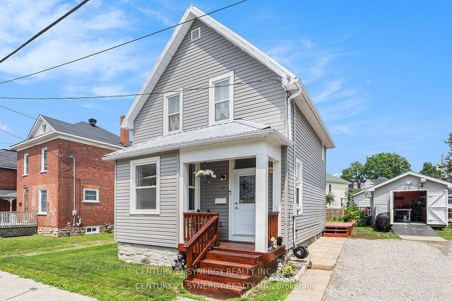 25 Kensington Avenue, Smiths Falls, ON K7A 2K6