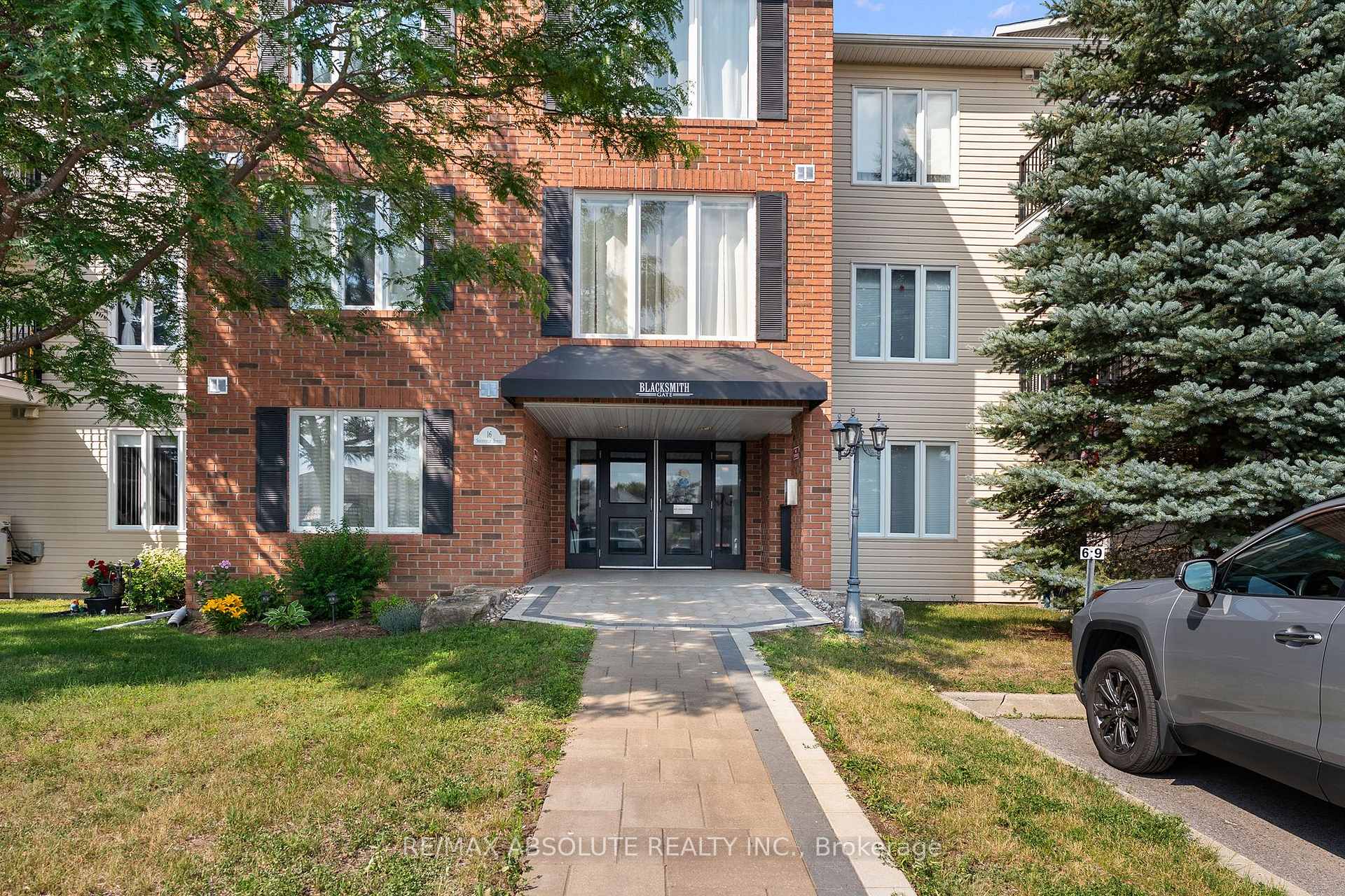 16 Sheffield Street 107, Arnprior, ON K7S 0A2