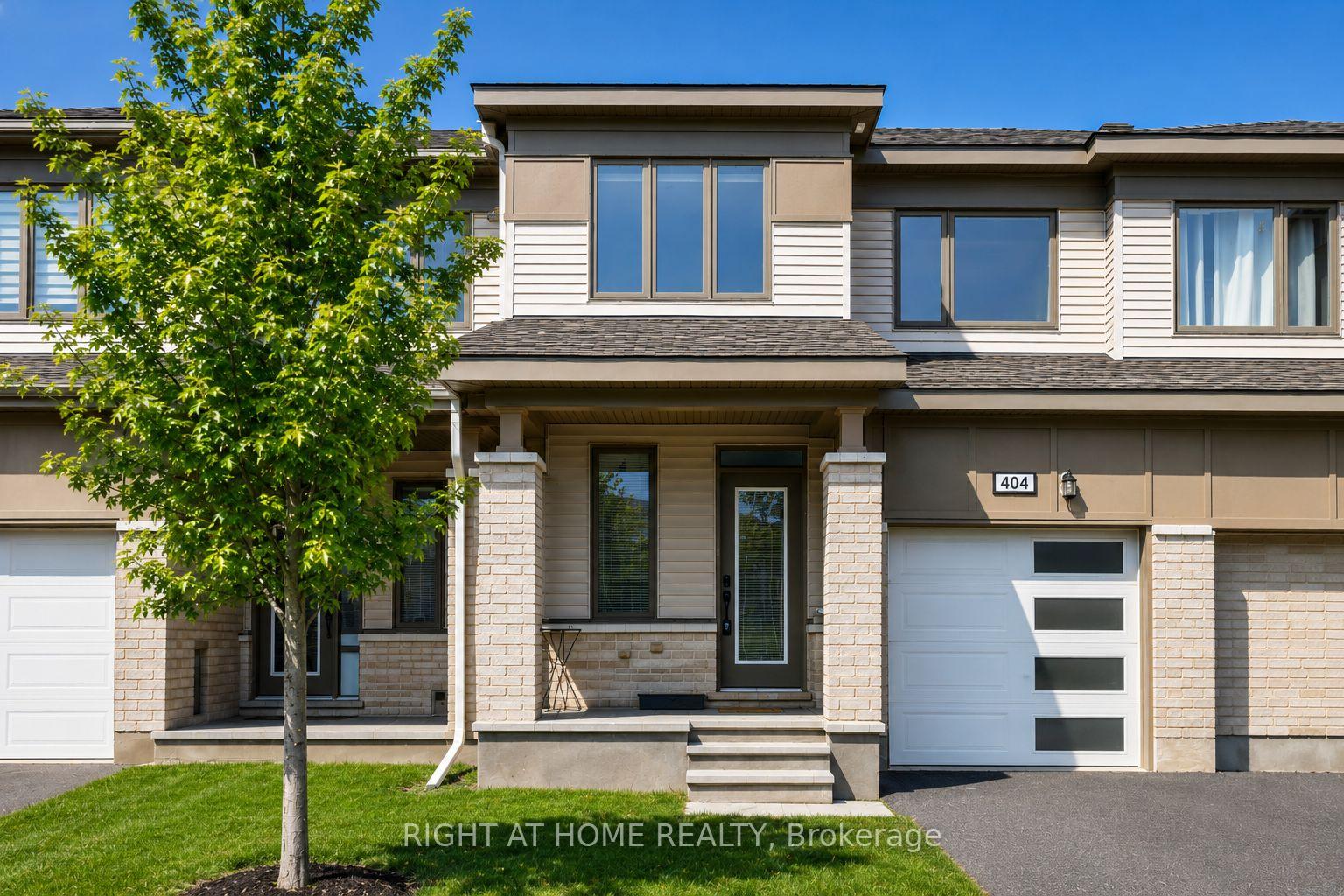 404 Edgevalley Court, Stittsville - Munster - Richmond, ON K2S 2R3
