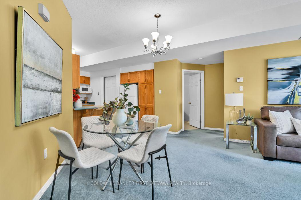 99 Robson Court, Kanata, ON K2K 2W1