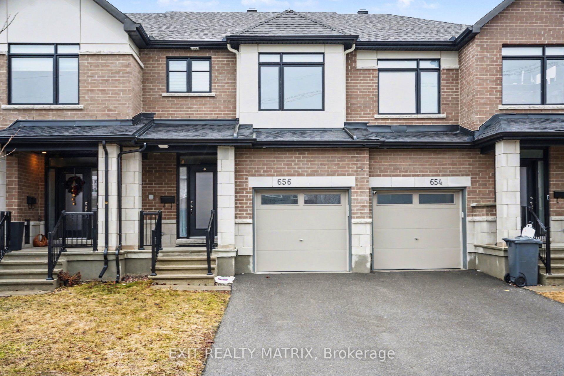 656 Putney Crescent W, Stittsville - Munster - Richmond, ON K2S 2N7