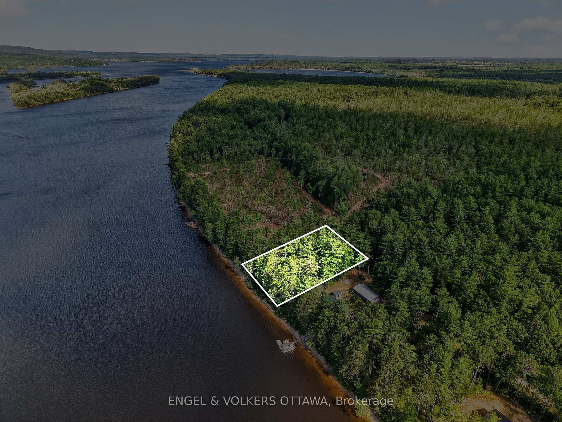 2221A Gratton Trail, Whitewater Region, ON K0J 2L0