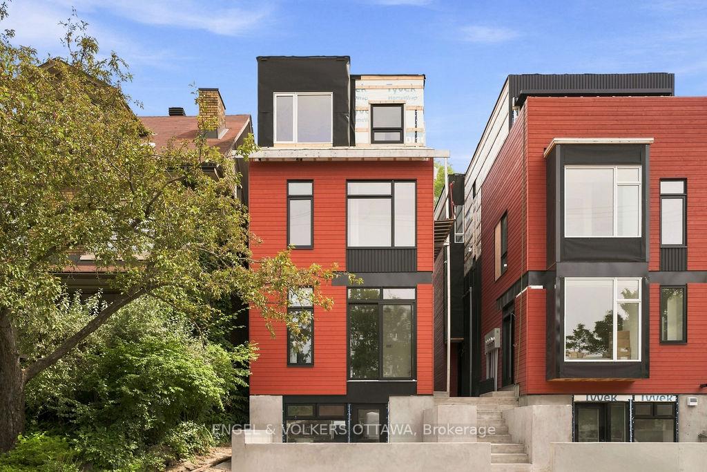 47 Fairmont Avenue B, West Centre Town, ON K1Y 1X4