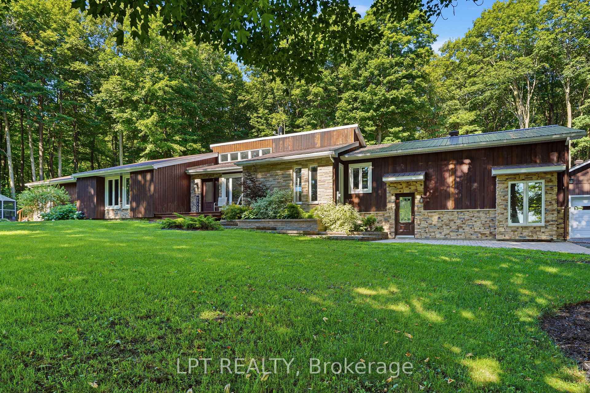 8180 Gibbs Road, Hawkesbury, ON K0B 1M0