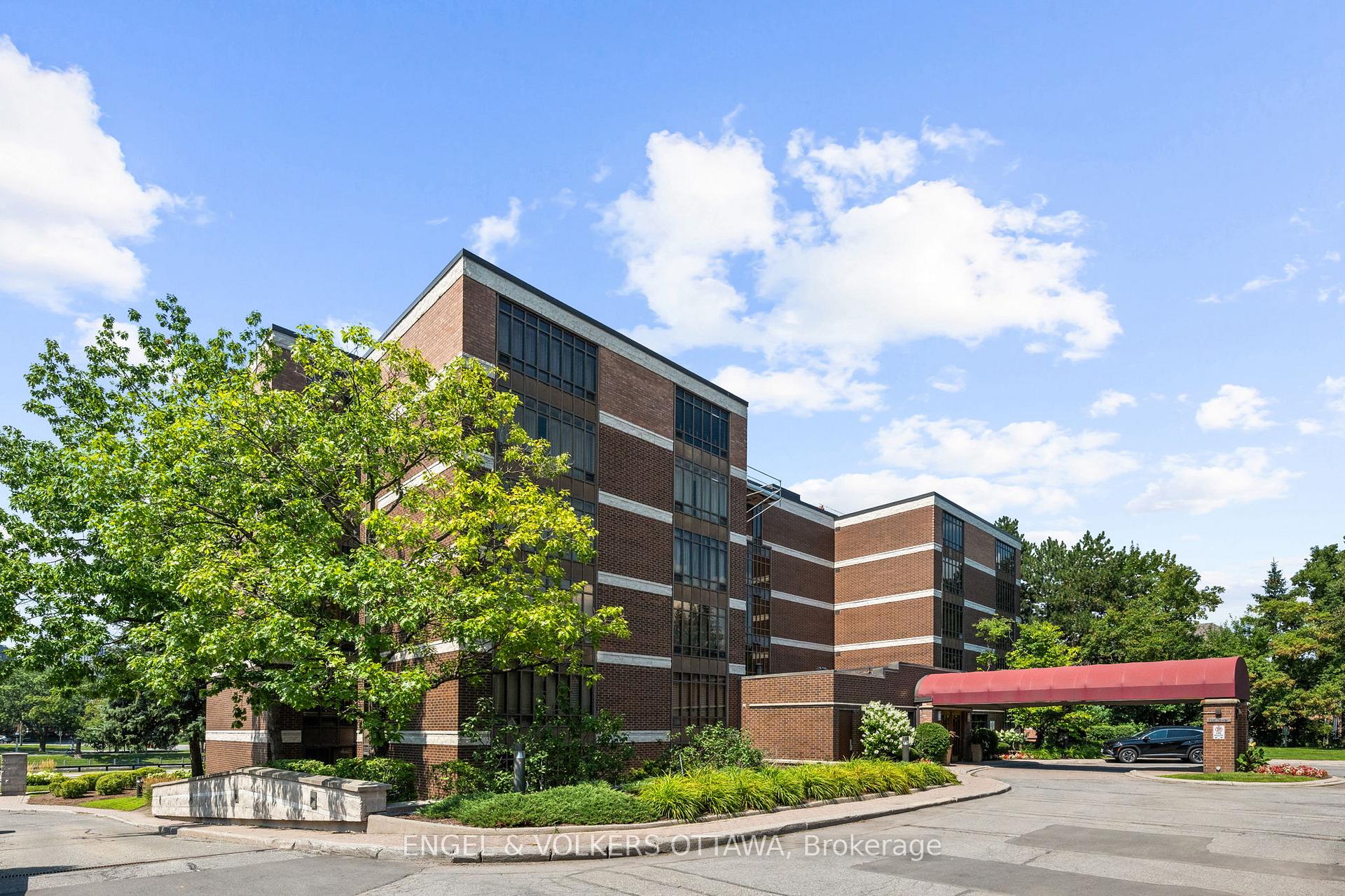 111 Echo Drive 103, Glebe - Ottawa East and Area, ON K1S 5K8